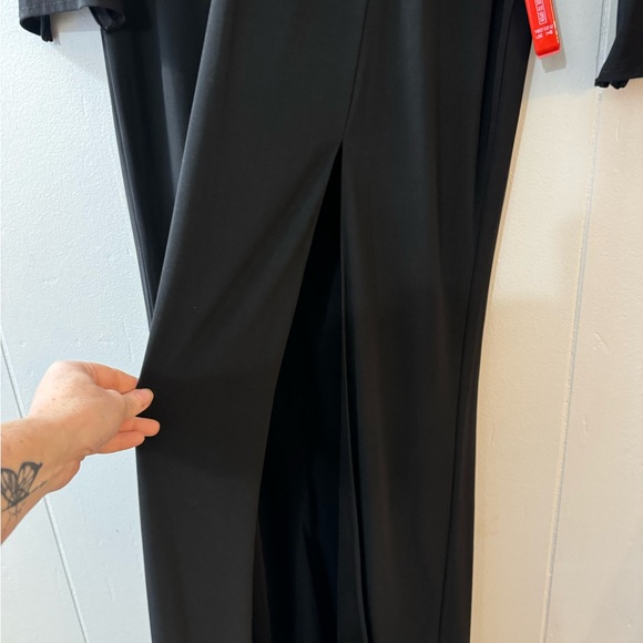 Ieena for MacDuggal black gown - Picture 4 of 6